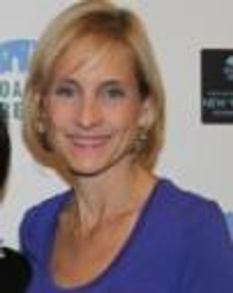 Vicki LeVine Headshot