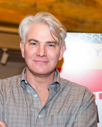 Douglas Sills Headshot