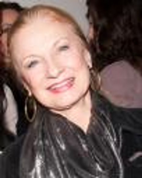 Lori Costello Headshot