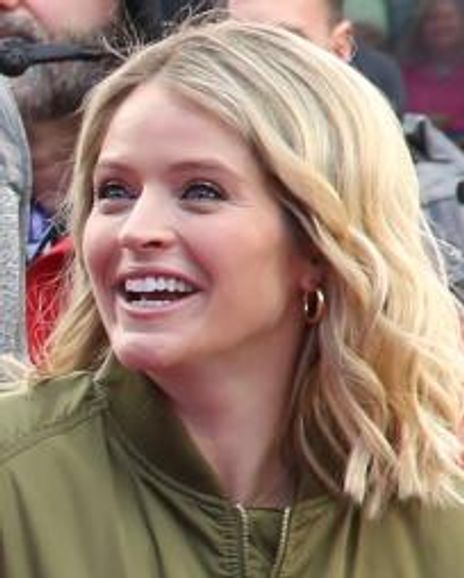 Sarah Haines Headshot