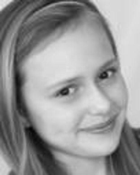 Annie Baltic Headshot