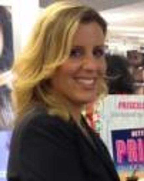 Erica Whelan Headshot