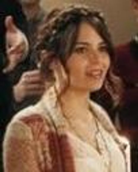 Alexandra Krosney Headshot