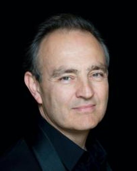 Neal Hampton Headshot