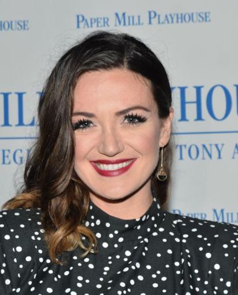 Mackenzie Bell Headshot