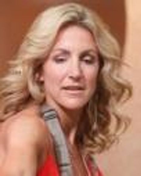 Summer Sanders Headshot