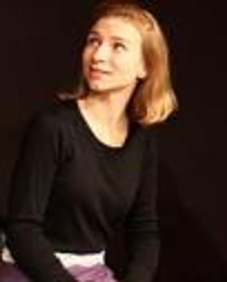 Natalie Arneson Headshot