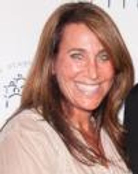 Cassandra Berns Headshot