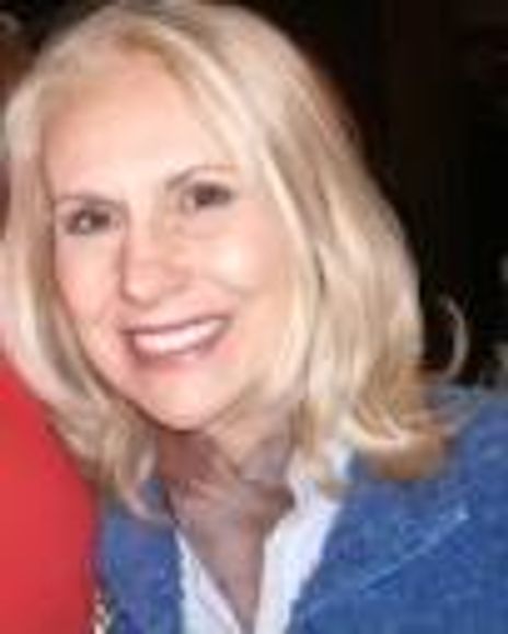 Crista Zivanovic Headshot