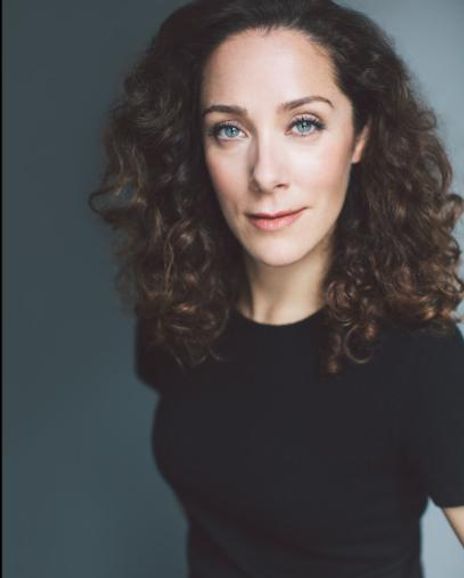 Sarah Bierstock Headshot