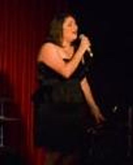 Danielle Sadd Headshot