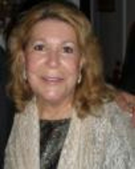 Carolyn Kendall Headshot