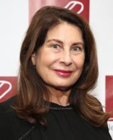 Paula Wagner Headshot