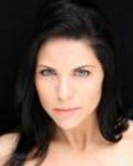 Tanya Davis Headshot