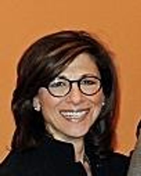 Nina Tassler Headshot