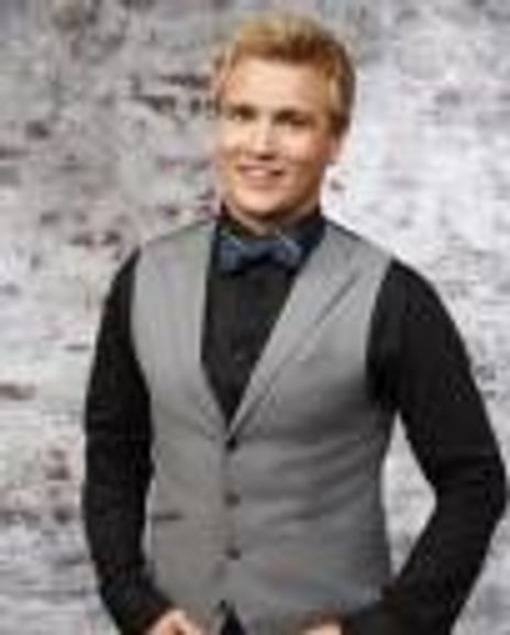 Rowly Dennis Headshot