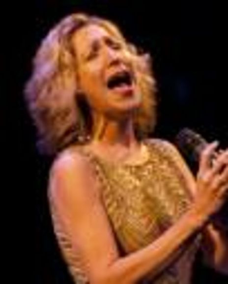 Ginger Newman Headshot