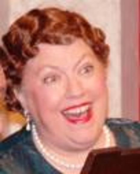 Cathy Tolzmann Headshot