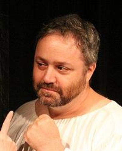 Owen Roberts Headshot