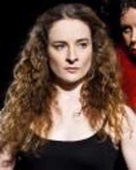 Derval Mellet Headshot