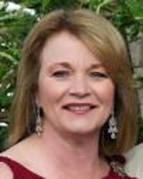 Debbie Turner Headshot