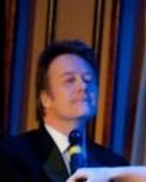 Erick Comstock Headshot