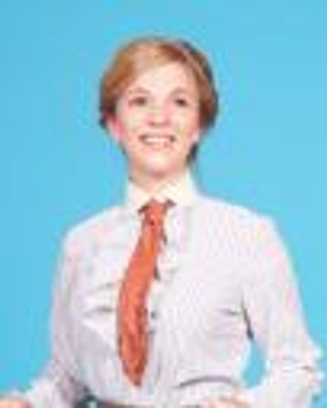 Evie Hutton Headshot