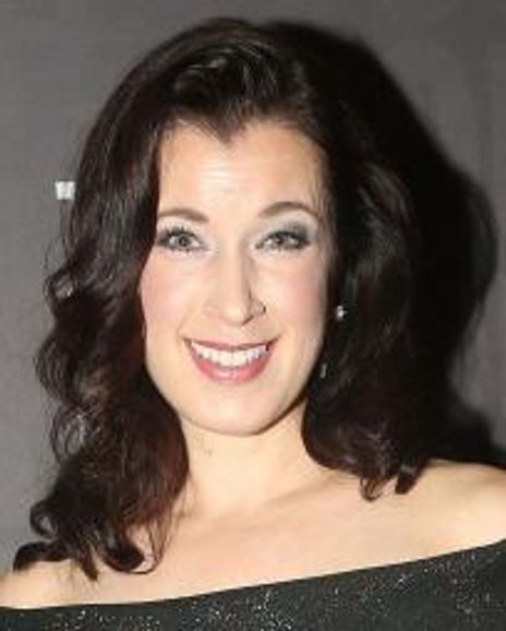 Monette Magrath Headshot