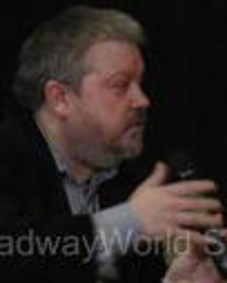 Julio Bravo Headshot