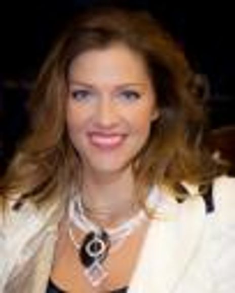 Tricia Helfer Headshot
