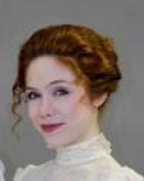 Katie Weigl Headshot