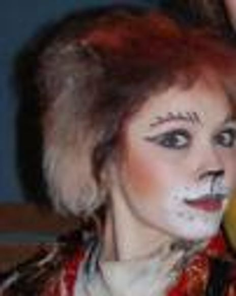 Ariel deMent Headshot