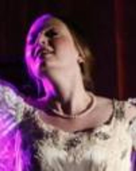 Rachel Sparrow Headshot