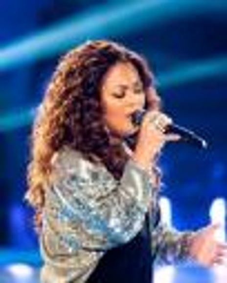 Cheesa Laureta Headshot