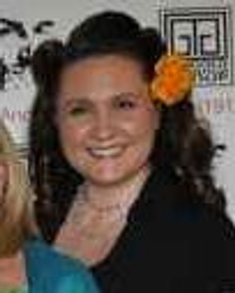 Leigh Anne Jadro Headshot