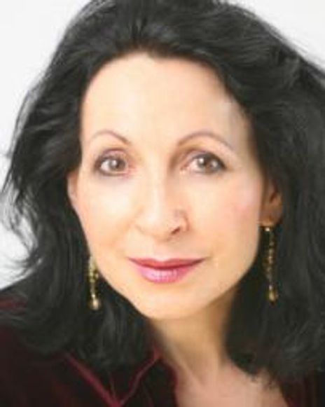 Janice Hall Headshot