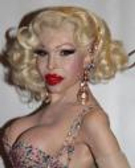 Amanda Lepore Headshot