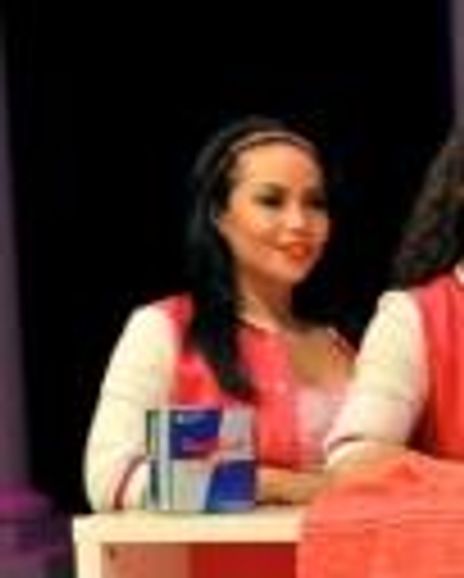 Gillian Munsayac Headshot