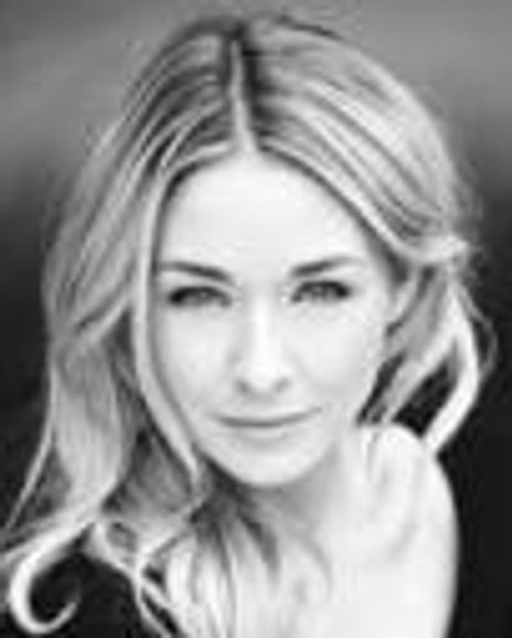 Francesca Hoffman Headshot