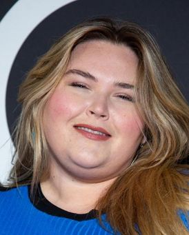 Lily Mae Harrington Headshot