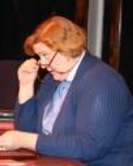 Mari Geasair Headshot