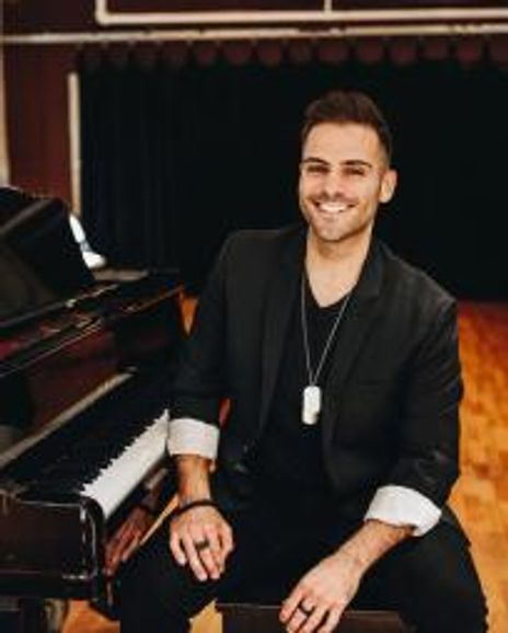 Michael Mott Headshot