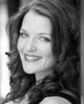 Joanna Strand Headshot