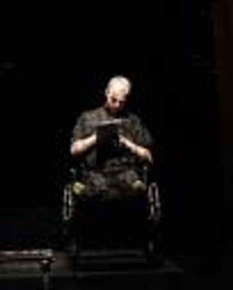 Daniel Rings Headshot