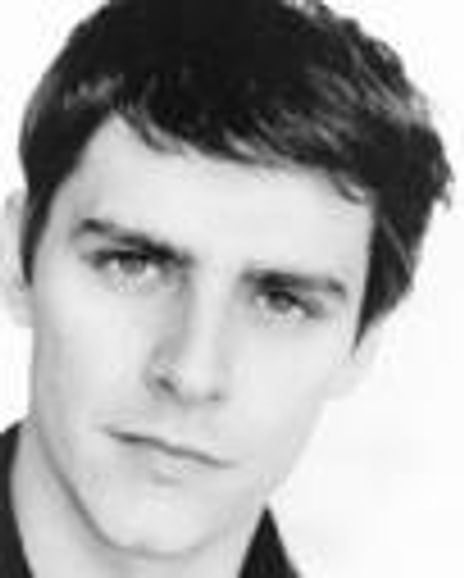 Perri Snowdon Headshot