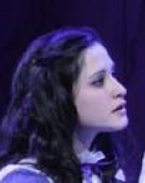 Marisa Desa Headshot