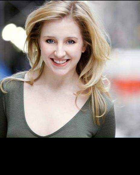 Kate Zulauf Headshot