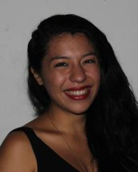 Rebeca Fong Headshot