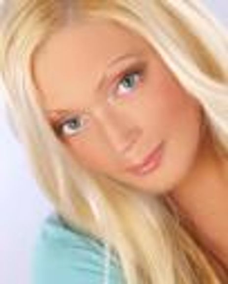 Jillian Petrie Headshot