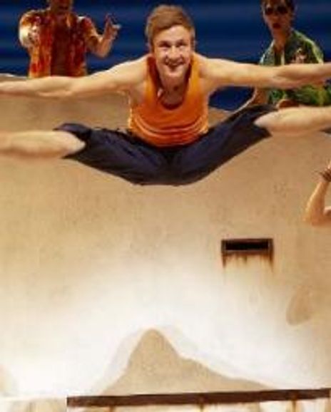 Steven Oliver Headshot